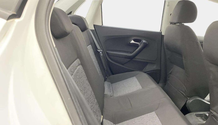 2017 Volkswagen Ameo COMFORTLINE 1.2L, Petrol, Manual, 43,908 km, Right Side Rear Door Cabin