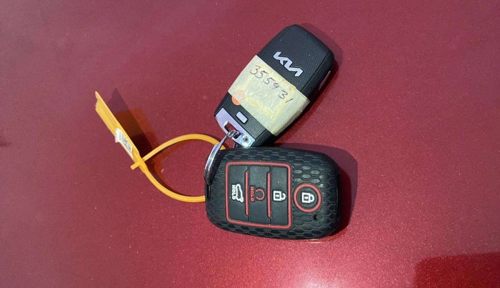 2022 KIA SELTOS HTK PLUS 1.5 IMT, Petrol, Manual, 5,006 km, Key Close Up
