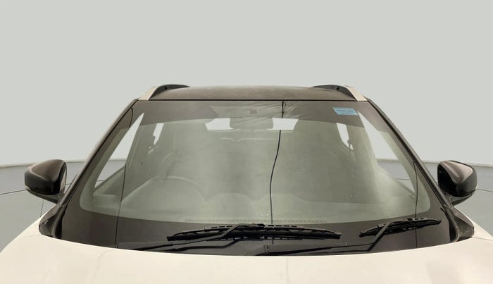 2021 Nissan MAGNITE XL TURBO, Petrol, Manual, 52,012 km, Front Windshield