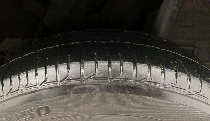 2019 Hyundai VENUE S 1.0 TURBO MT, Petrol, Manual, 73,757 km, Left Rear Tyre Tread