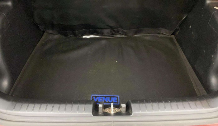 2019 Hyundai VENUE S 1.0 TURBO MT, Petrol, Manual, 73,757 km, Boot Inside