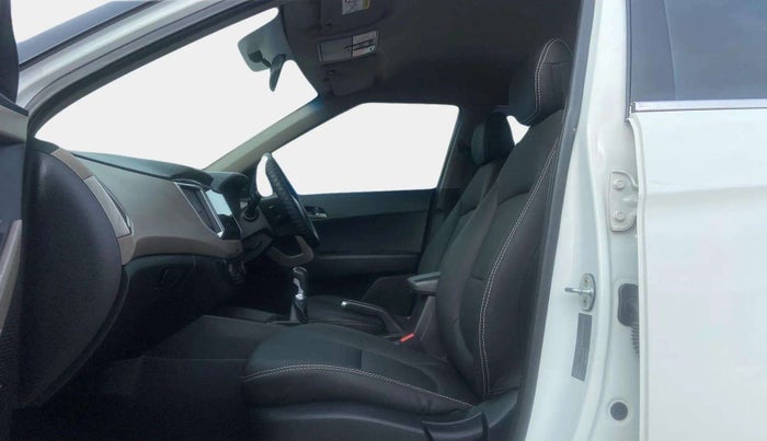 2016 Hyundai Creta SX PLUS 1.6 PETROL, Petrol, Manual, 40,730 km, Right Side Front Door Cabin