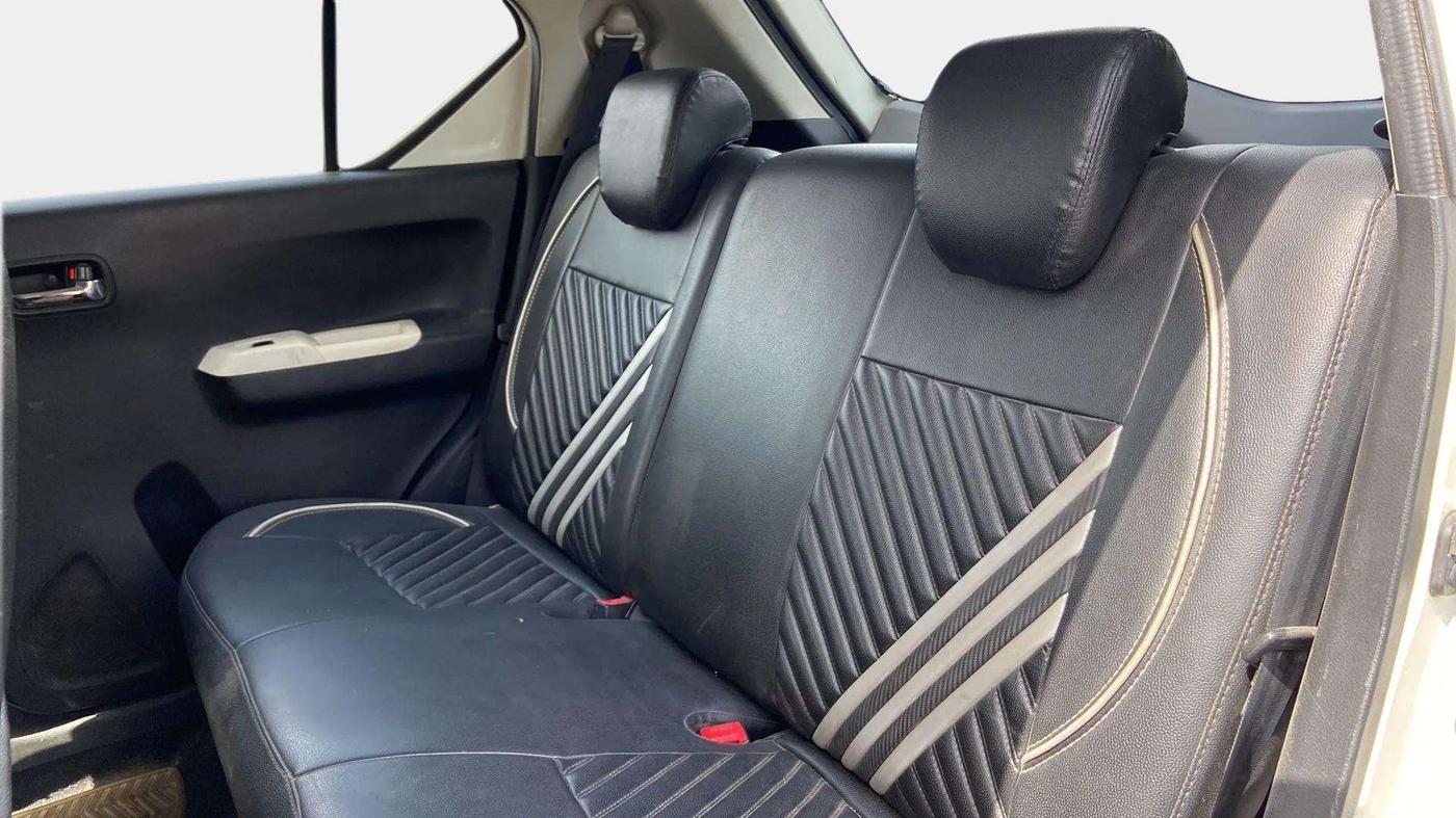 2017 Maruti IGNIS ZETA 1.2, Petrol, Manual, 55,674 km, Right Side Rear Door Cabin