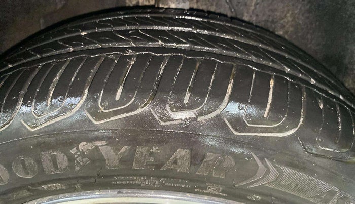 2022 Tata ALTROZ XZA PLUS, Petrol, Automatic, 10,696 km, Right Front Tyre Tread
