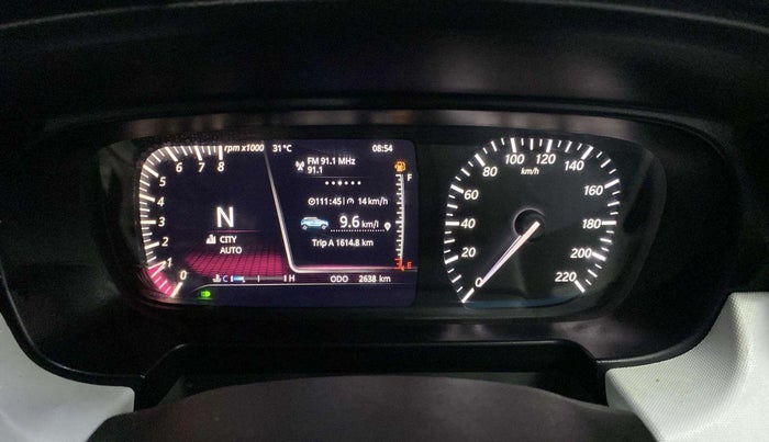 2024 Tata PUNCH CREATIVE AMT 1.2 RTN DUAL TONE, Petrol, Automatic, 2,686 km, Odometer Image