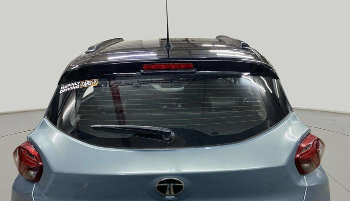 2024 Tata PUNCH CREATIVE AMT 1.2 RTN DUAL TONE, Petrol, Automatic, 2,686 km, Rear Windshield