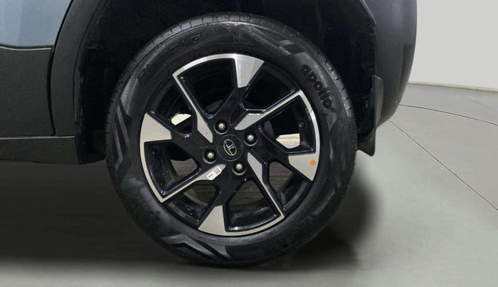2024 Tata PUNCH CREATIVE AMT 1.2 RTN DUAL TONE, Petrol, Automatic, 2,686 km, Left Rear Wheel