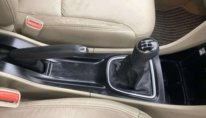 2018 Maruti Ciaz ALPHA 1.4 PETROL, Petrol, Manual, 37,934 km, Gear Lever