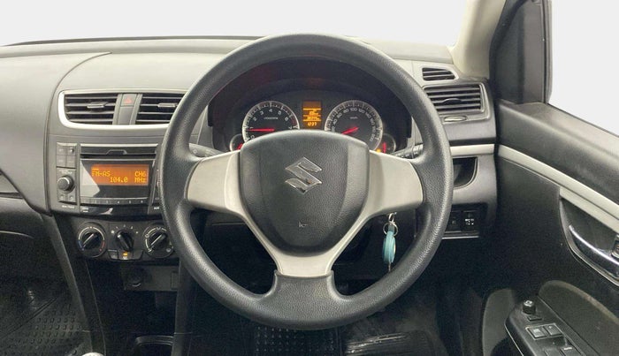 2015 Maruti Swift VXI, Petrol, Manual, 38,351 km, Steering Wheel Close Up