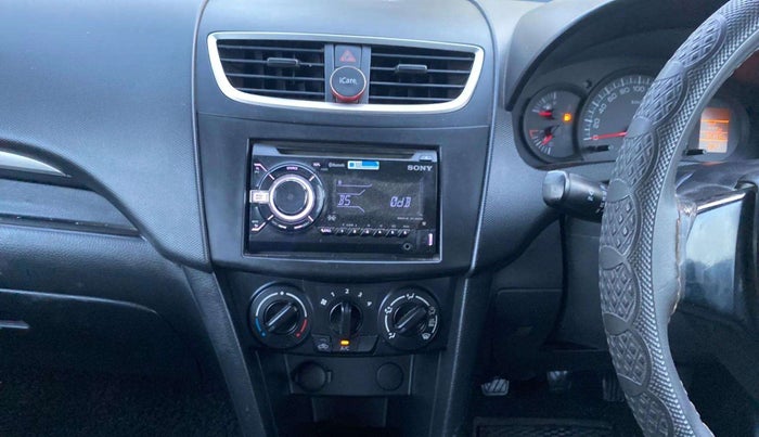 2016 Maruti Swift LXI (O), Petrol, Manual, 97,296 km, Air Conditioner