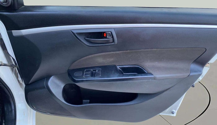 2016 Maruti Swift LXI (O), Petrol, Manual, 97,296 km, Driver Side Door Panels Control