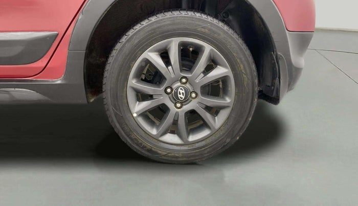 2015 Hyundai i20 Active 1.2 S, Petrol, Manual, 87,583 km, Left Rear Wheel