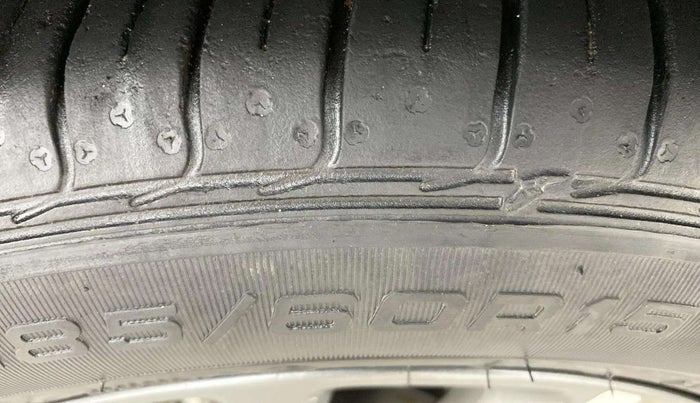 2021 Ford FREESTYLE TITANIUM 1.2 PETROL, Petrol, Manual, 16,998 km, Left Front Tyre Tread