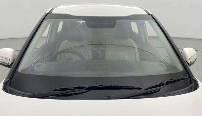 2023 KIA CARENS PREMIUM 1.4 PETROL 7 STR, Petrol, Manual, 39,689 km, Front Windshield
