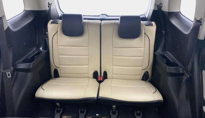 2023 KIA CARENS PREMIUM 1.4 PETROL 7 STR, Petrol, Manual, 39,689 km, Third Seat Row ( optional )