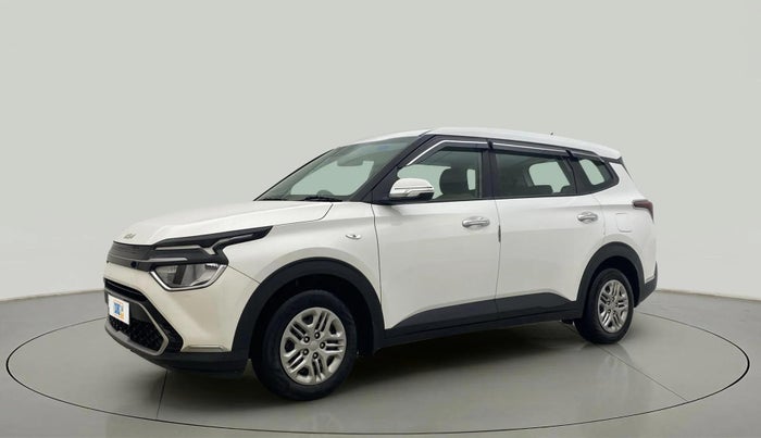 2023 KIA CARENS PREMIUM 1.4 PETROL 7 STR, Petrol, Manual, 39,689 km, Left Front Diagonal