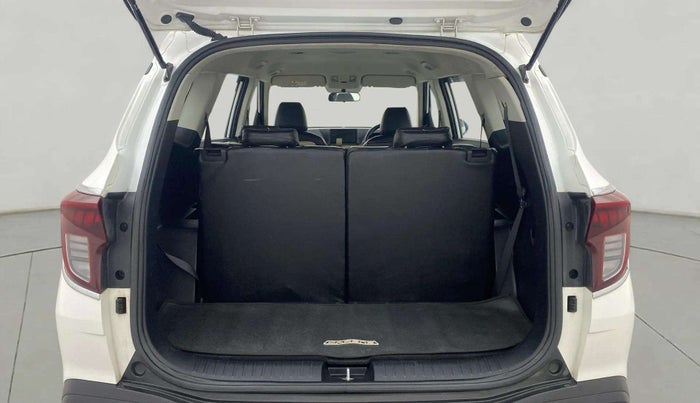 2023 KIA CARENS PREMIUM 1.4 PETROL 7 STR, Petrol, Manual, 39,689 km, Boot Open Zoomed View