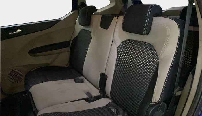 2019 Renault TRIBER RXZ, Petrol, Manual, 80,120 km, Right Side Rear Door Cabin