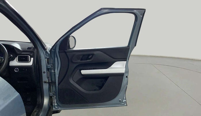 2023 Tata PUNCH ACCOMPLISHED DAZZLE SUNROOF CNG MT, CNG, Manual, 10,017 km, RHS Front Door