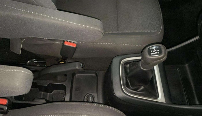 2023 Tata PUNCH ACCOMPLISHED DAZZLE SUNROOF CNG MT, CNG, Manual, 10,017 km, Gear Lever