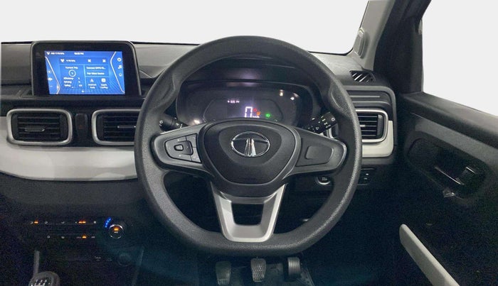 2023 Tata PUNCH ACCOMPLISHED DAZZLE SUNROOF CNG MT, CNG, Manual, 10,017 km, Steering Wheel Close Up