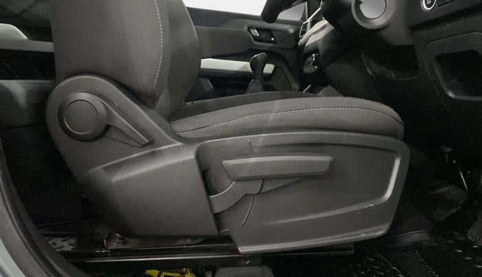 2023 Tata PUNCH ACCOMPLISHED DAZZLE SUNROOF CNG MT, CNG, Manual, 10,017 km, Driver Side Adjustment Panel