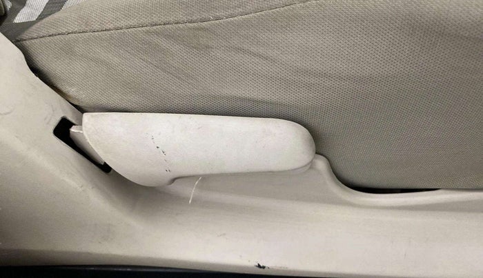 2018 Maruti Celerio LXI, Petrol, Manual, 46,112 km, Driver Side Adjustment Panel
