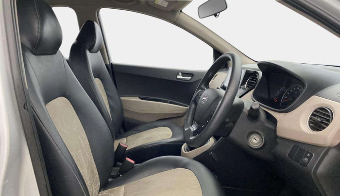 2017 Hyundai Grand i10 SPORTZ 1.2 KAPPA VTVT, Petrol, Manual, 50,757 km, Right Side Front Door Cabin