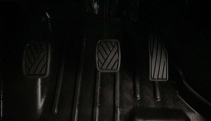 2023 Maruti Baleno SIGMA PETROL 1.2, Petrol, Manual, 5,218 km, Pedals