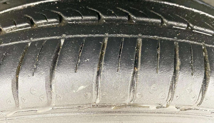 2019 Maruti IGNIS ZETA 1.2 AMT, Petrol, Automatic, 52,284 km, Left Front Tyre Tread