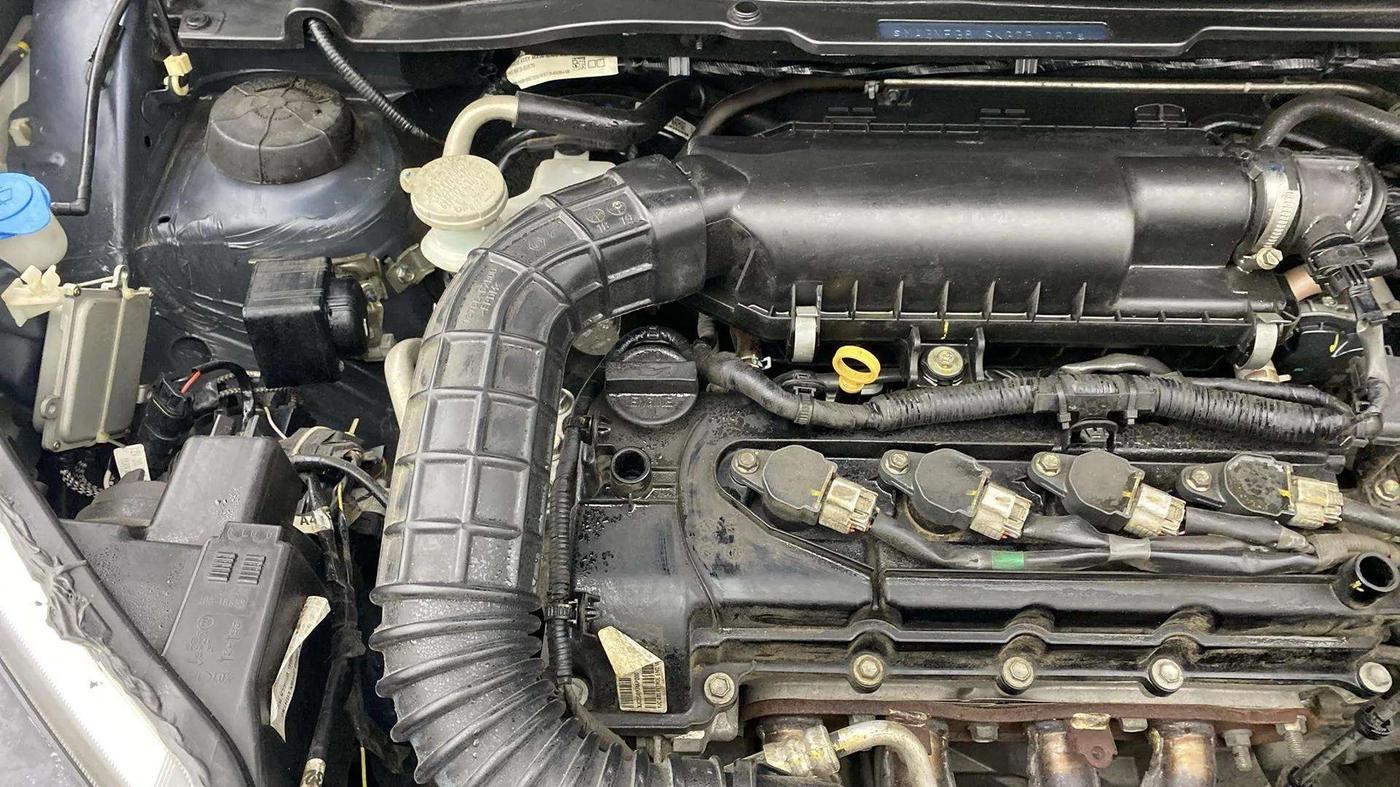 2019 Maruti IGNIS ZETA 1.2 AMT, Petrol, Automatic, 52,302 km, Engine View - Right