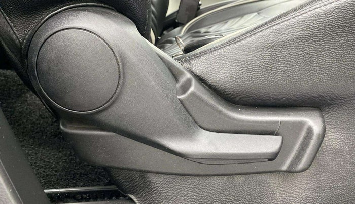 2019 Maruti IGNIS ZETA 1.2 AMT, Petrol, Automatic, 52,284 km, Driver Side Adjustment Panel