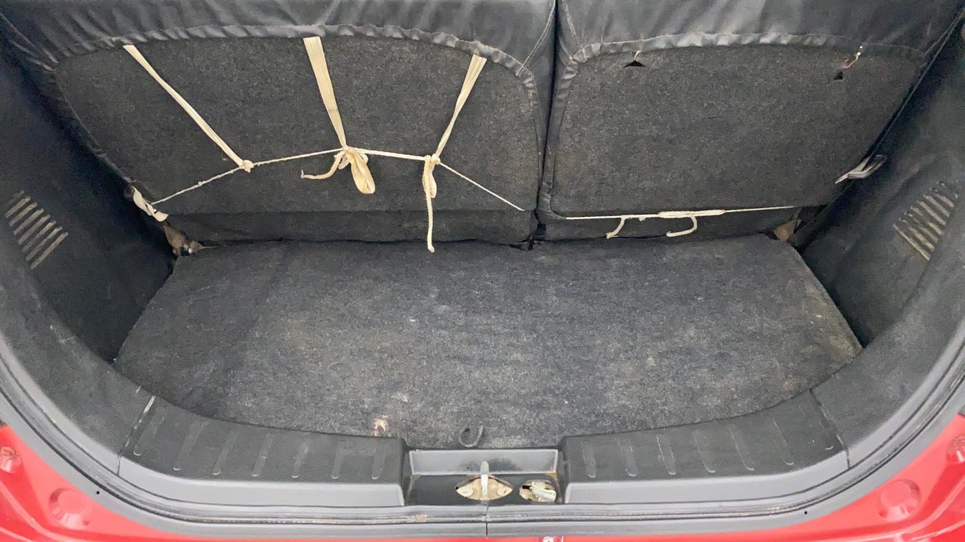 2014 Maruti Wagon R 1.0 LXI, Petrol, Manual, 70,410 km, Boot Inside