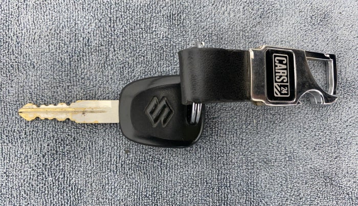 2014 Maruti Wagon R 1.0 LXI, Petrol, Manual, 70,410 km, Key Close Up
