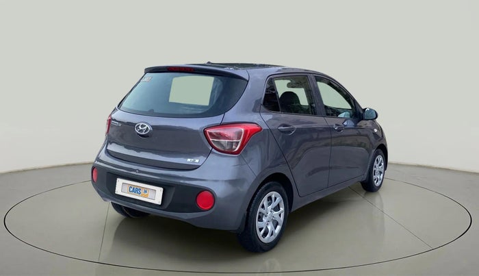 2017 Hyundai Grand i10 MAGNA 1.2 KAPPA VTVT, Petrol, Manual, 75,104 km, Right Back Diagonal