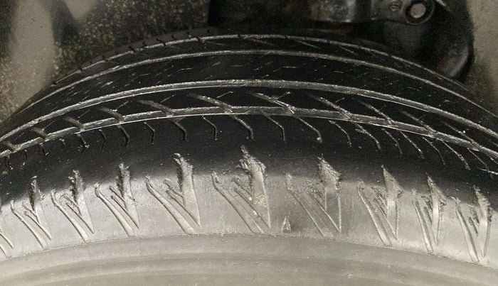 2022 Tata Safari XT PLUS, Diesel, Manual, 50,493 km, Right Rear Tyre Tread