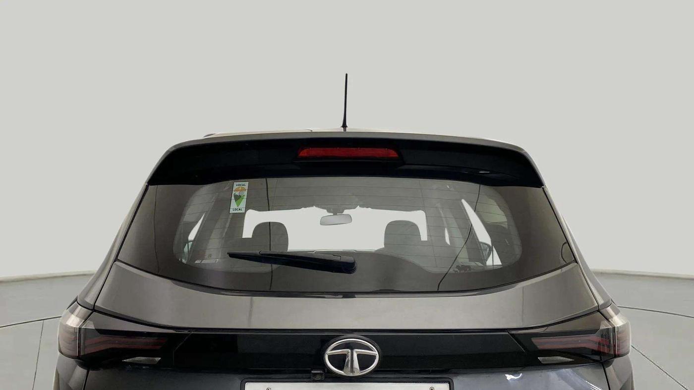 2022 Tata Safari XT PLUS, Diesel, Manual, 50,493 km, Rear Windshield