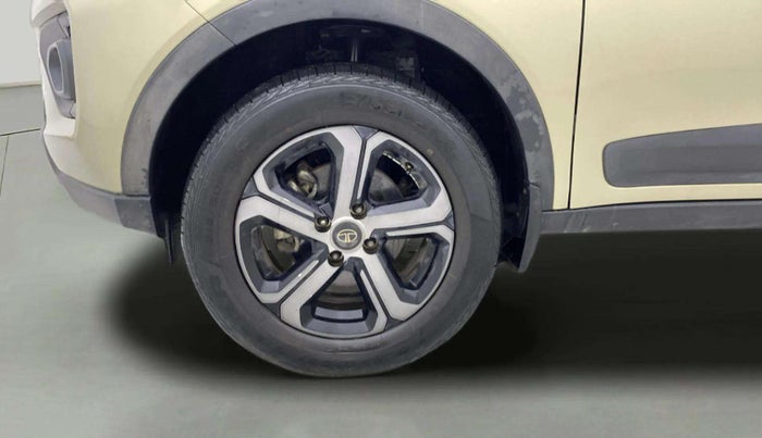 2022 Tata NEXON XZA PLUS (PREMIUM) KAZIRANGA PETROL, Petrol, Automatic, 21,043 km, Left Front Wheel