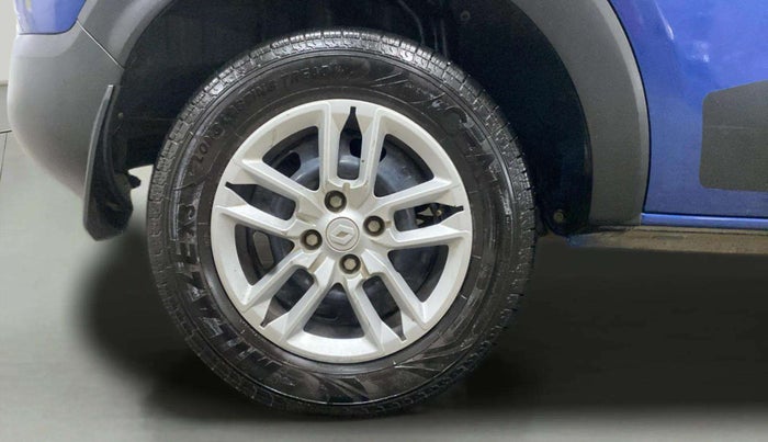 2022 Renault TRIBER RXT, Petrol, Manual, 15,890 km, Right Rear Wheel