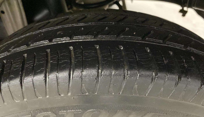 2017 Maruti Alto K10 VXI, Petrol, Manual, 48,974 km, Left Rear Tyre Tread