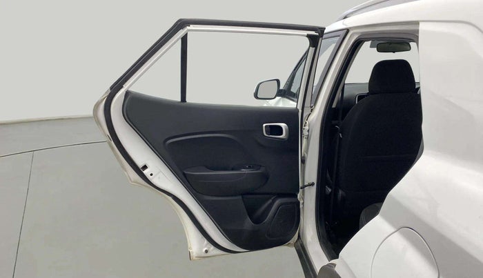 2021 Hyundai VENUE S 1.5 CRDI, Diesel, Manual, 46,756 km, LHS Rear Door