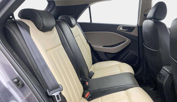 2016 Hyundai Elite i20 ASTA 1.2 (O), Petrol, Manual, 35,705 km, Right Side Rear Door Cabin