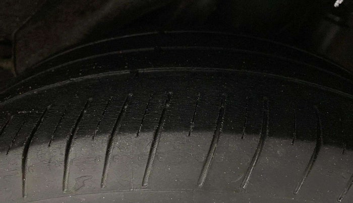 2014 Honda Amaze 1.2L I-VTEC S AT, Petrol, Automatic, 62,938 km, Left Rear Tyre Tread