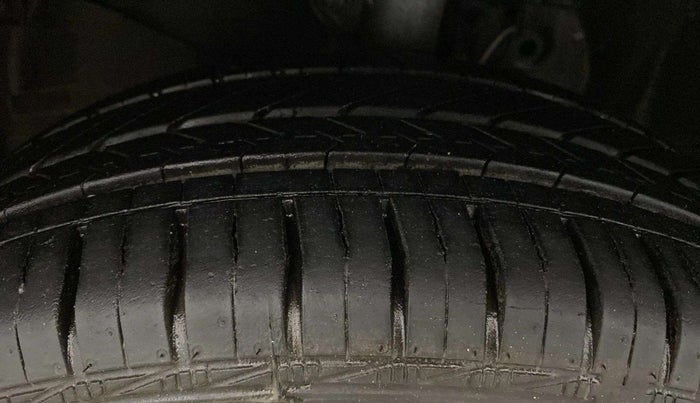 2014 Honda Amaze 1.2L I-VTEC S AT, Petrol, Automatic, 62,938 km, Left Front Tyre Tread