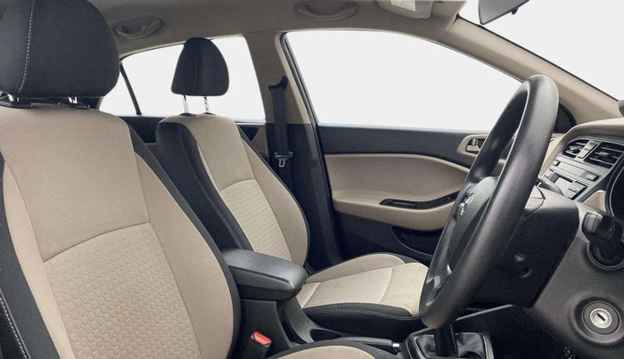 2016 Hyundai Elite i20 MAGNA 1.2, Petrol, Manual, 58,032 km, Right Side Front Door Cabin