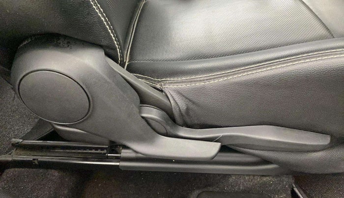 2019 Maruti Baleno ZETA PETROL 1.2, Petrol, Manual, 42,033 km, Driver Side Adjustment Panel