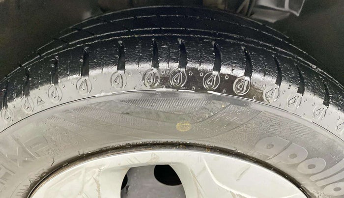 2021 Tata Tiago XT (O) PETROL, CNG, Manual, 42,091 km, Right Front Tyre Tread
