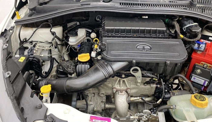 2021 Tata Tiago XT (O) PETROL, CNG, Manual, 42,091 km, Engine View - Right