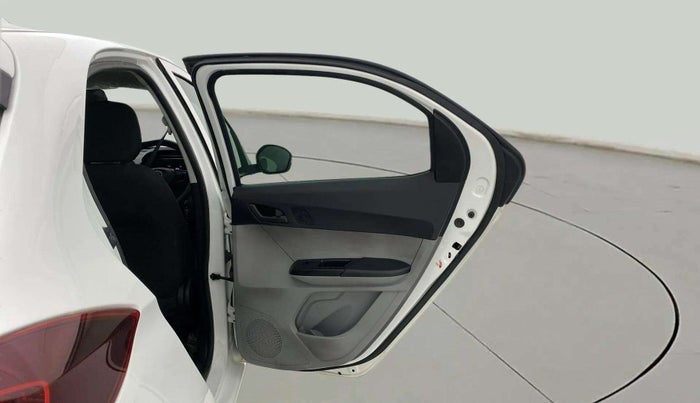 2021 Tata Tiago XT (O) PETROL, CNG, Manual, 42,091 km, RHS Rear Door