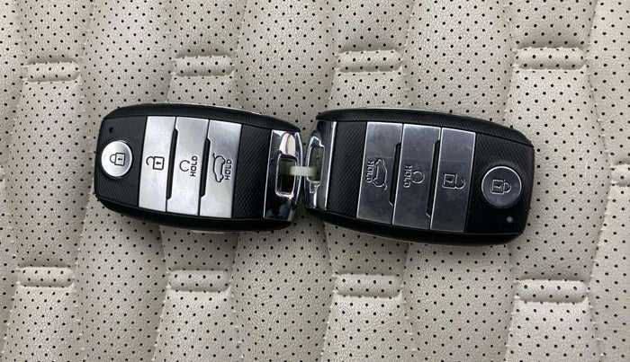 2022 KIA SELTOS HTX 1.5 DIESEL AT, Diesel, Automatic, 50,291 km, Key Close Up